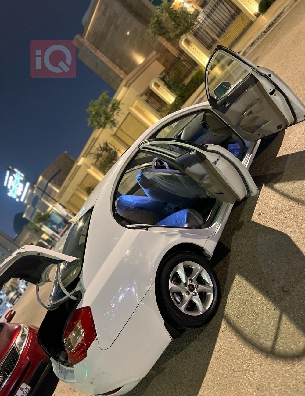 جیلی ئێم گراند EC7